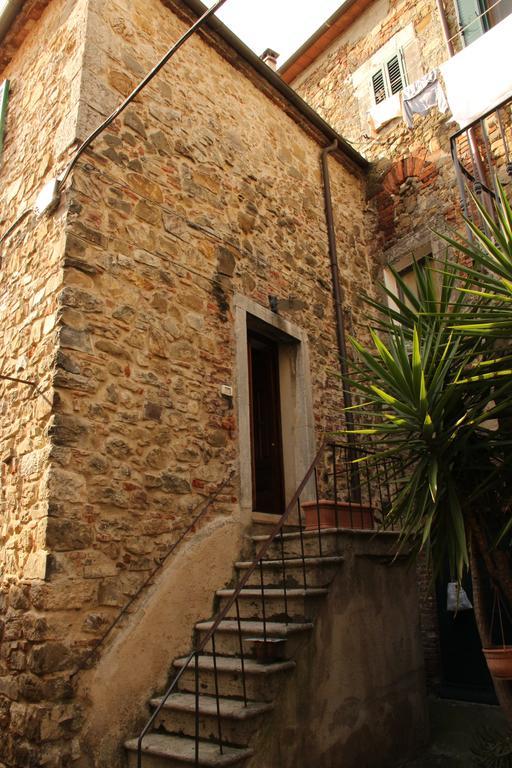 Delizioso Trilocale In Centro Daire Montemerano Oda fotoğraf